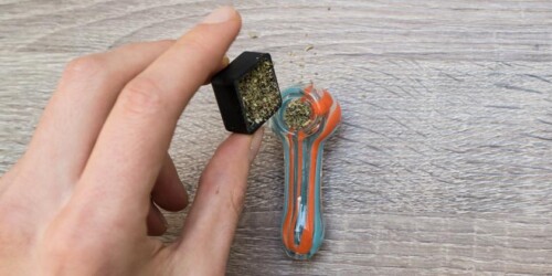How to Pack a Bowl - A Visual Guide 3
